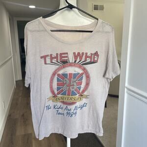 The Who 25th Anniversary T Shirt Well Worn Size Medium Beige Vintage